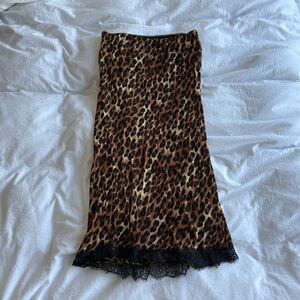 Leopard slip skirt